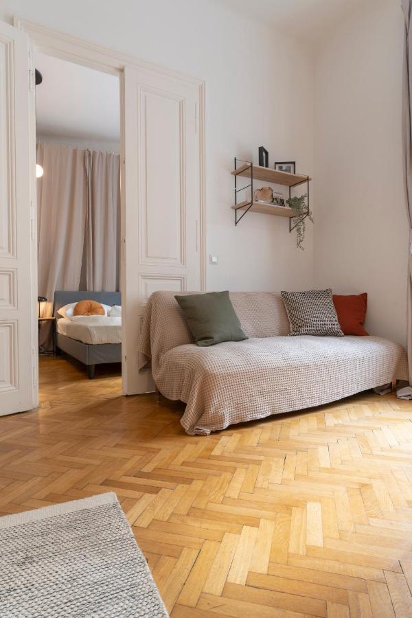 Josef'S Home I Premium Apartment In Ideal Location Вена Экстерьер фото