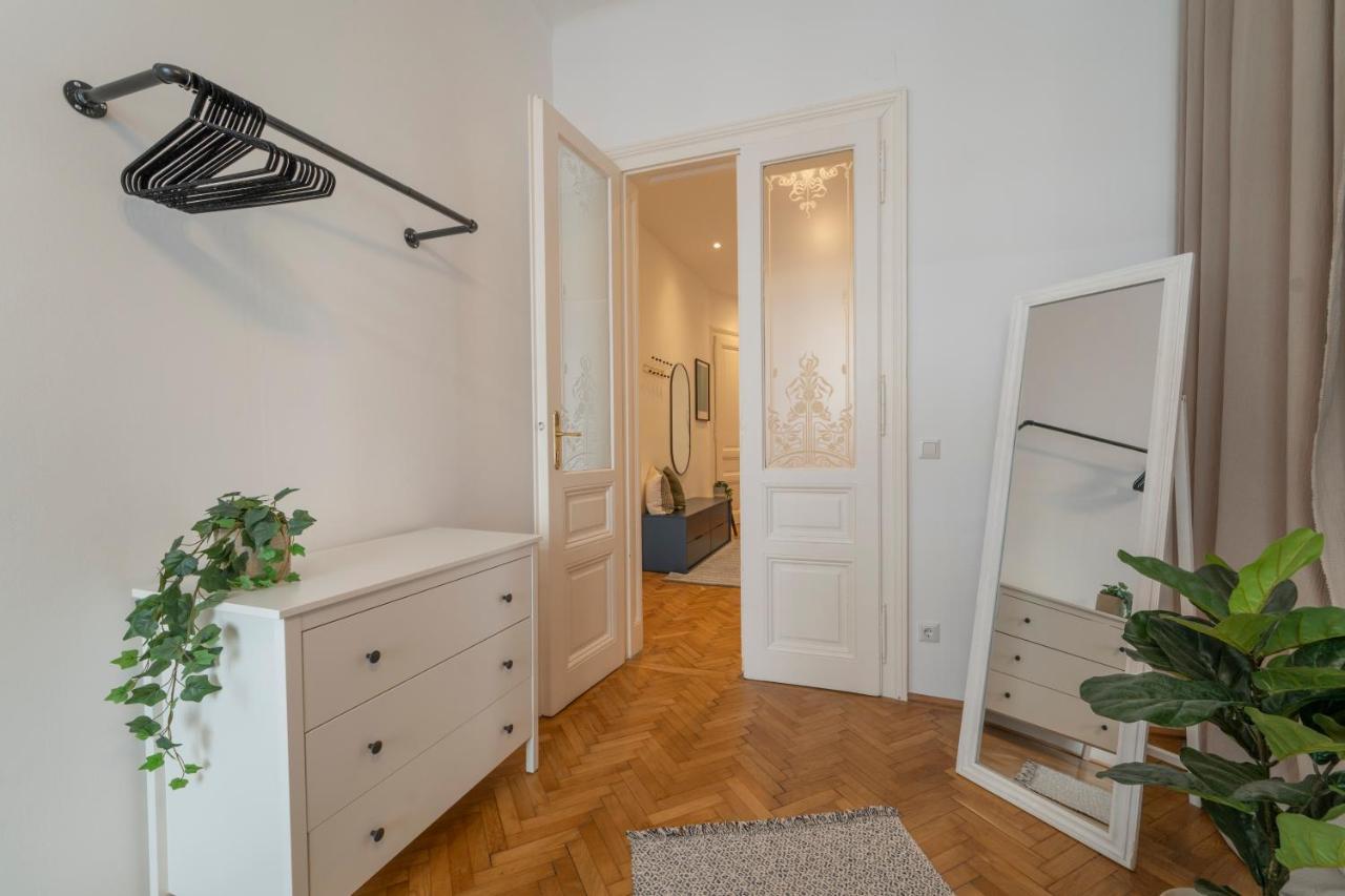 Josef'S Home I Premium Apartment In Ideal Location Вена Экстерьер фото